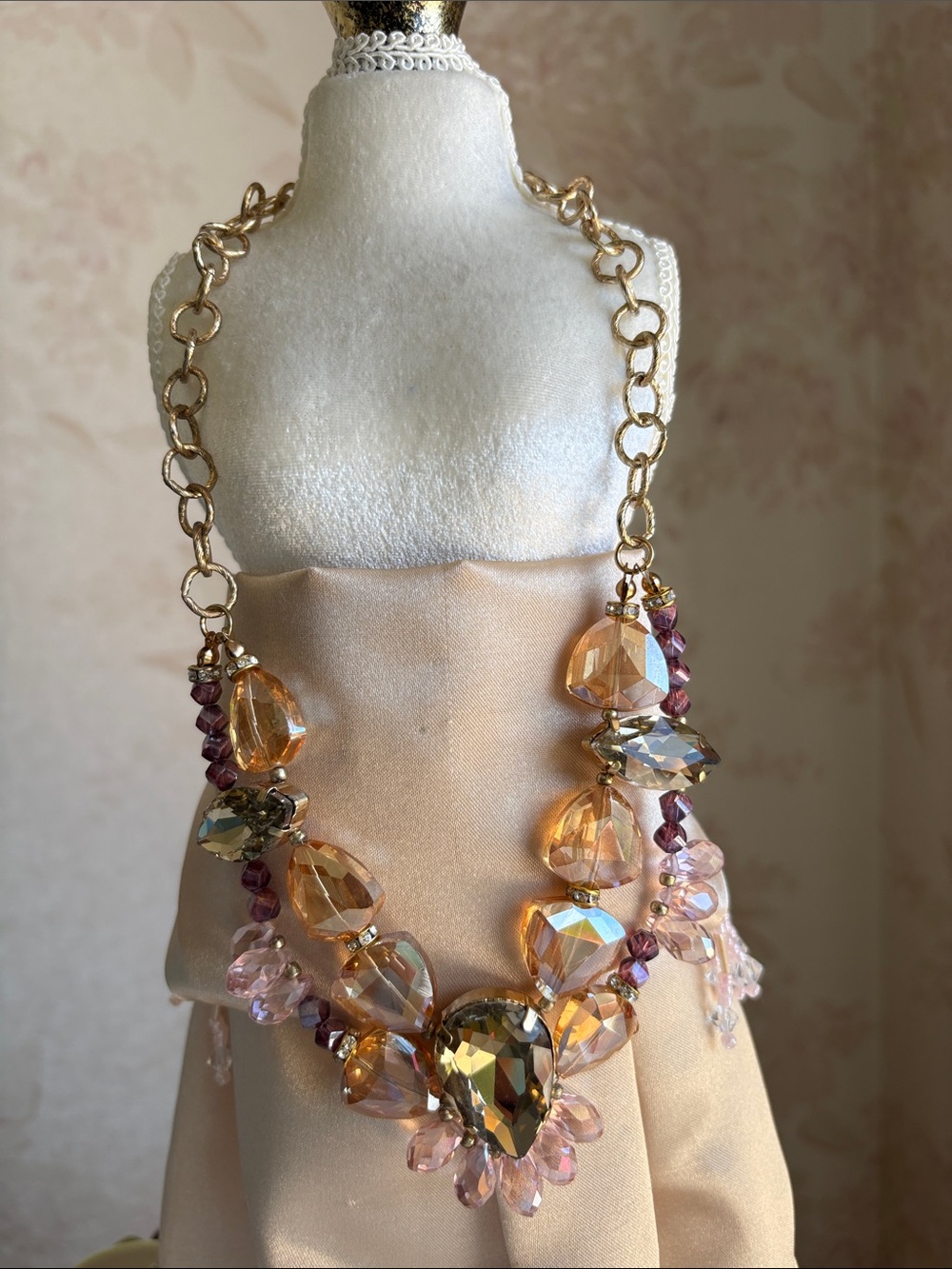 Gold-Tone Statement Necklace with Champagne and Pink Crystals - Picture 4 of 8